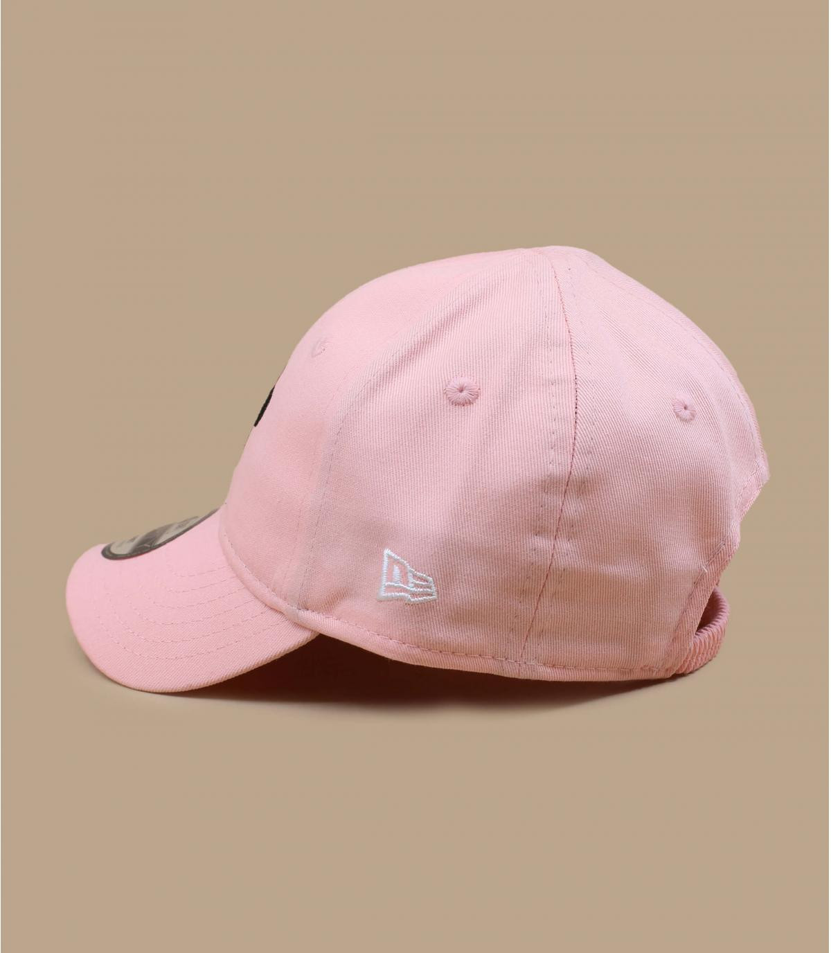 pink Minnie Mouse baby cap